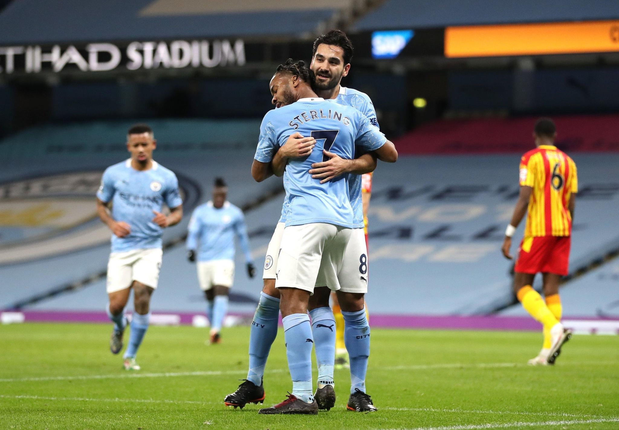 传球不仅仅 传球不仅仅